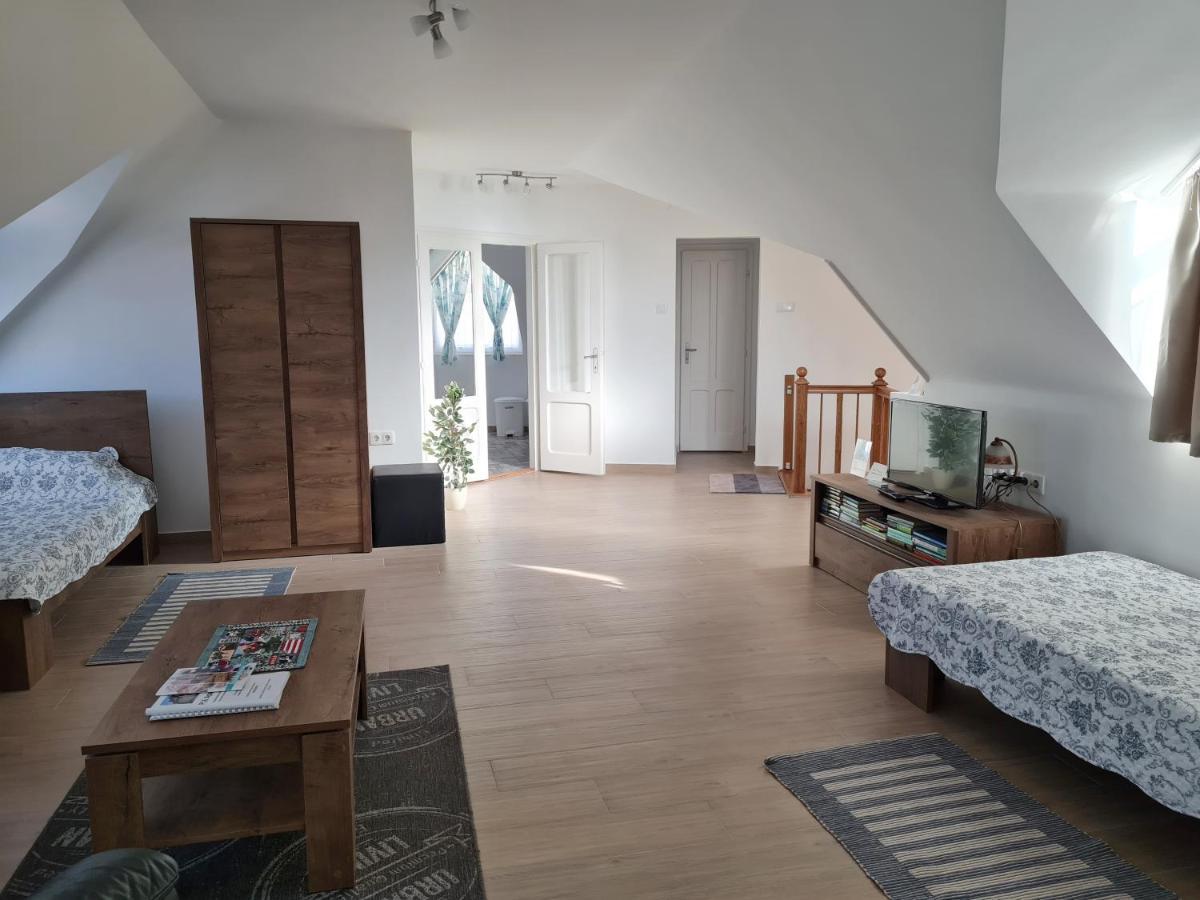 P16 Apartment هايدوبوسورميني المظهر الخارجي الصورة